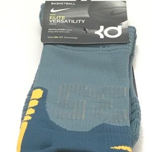 Nike Underwear & Socks - Nike Elite Versatility Crew Socks. Unisex,LARGE Nike Underwear & Socks - Nike Elite Versatility Crew Socks. Unisex,LARGE